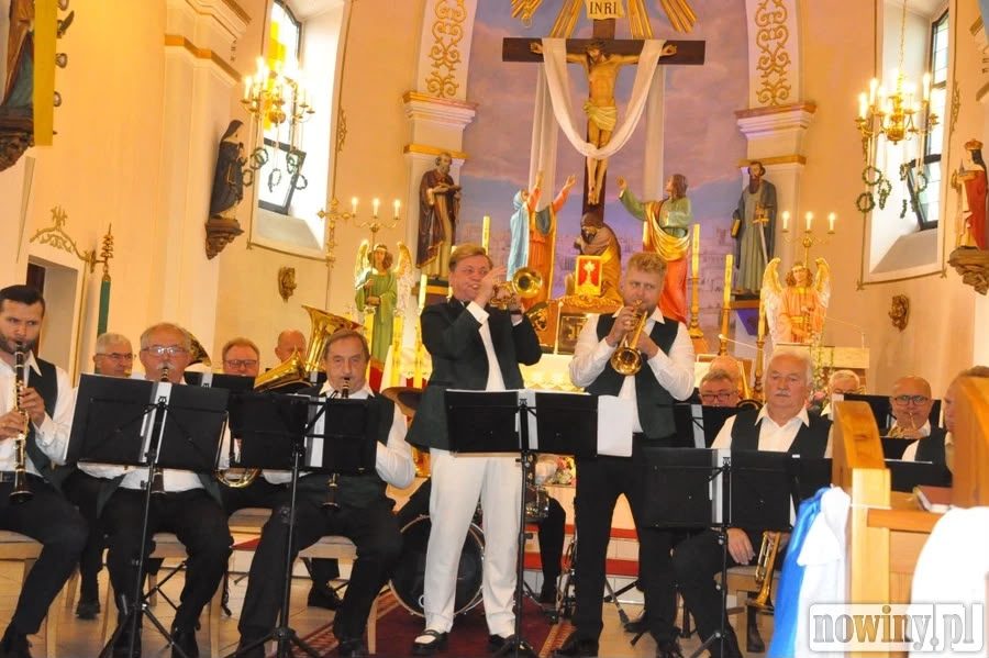 Wyjątkowy Koncert Muzyczny w Zawadzie - zdjęcie 16